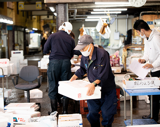 水産品の発送業務